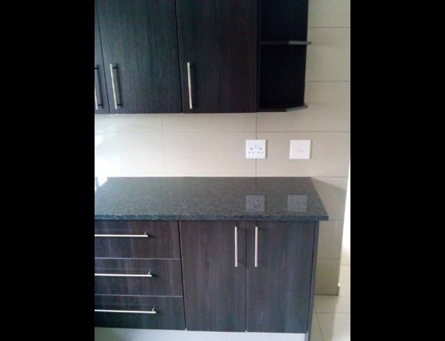 4 BEDROOM HOUSE FOR SALE IN VANDERBIJLPARK SE 3